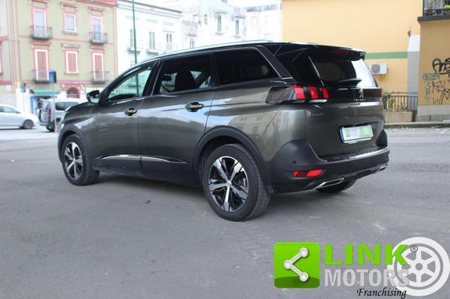 PEUGEOT 5008 BlueHDi 130 S&S Allure