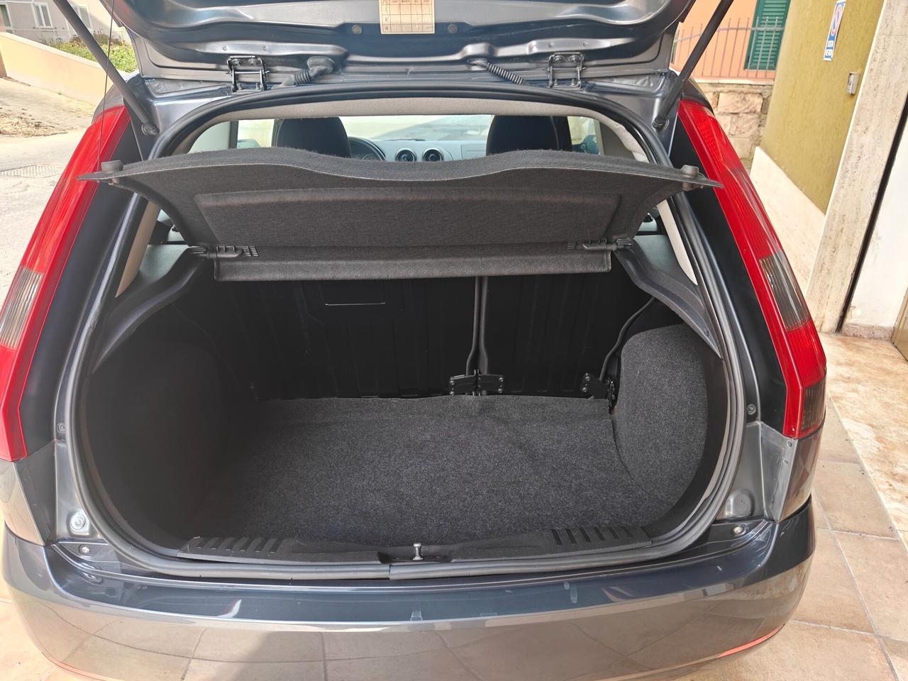 Ford Fiesta 1.4 TDCi 3p Ghia