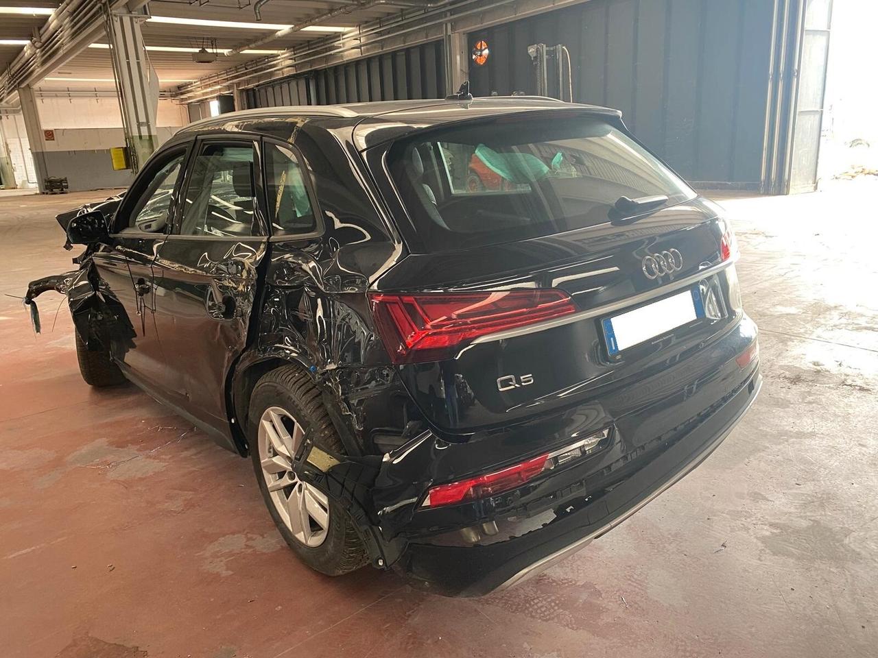 Audi Q5 35 2.0 tdi mhev 12V s-tronic INCIDENTATA