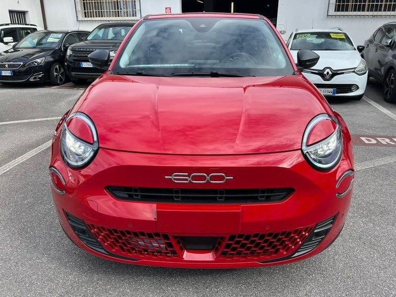 FIAT 600 600 Hybrid 110 CV DCT MHEV + PACK COMFORT