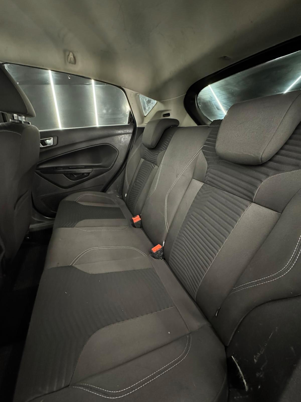 Ford Fiesta 1.6 TDCi Titanium-KM CERTIFICATI-12 MESI DI GARANZIA