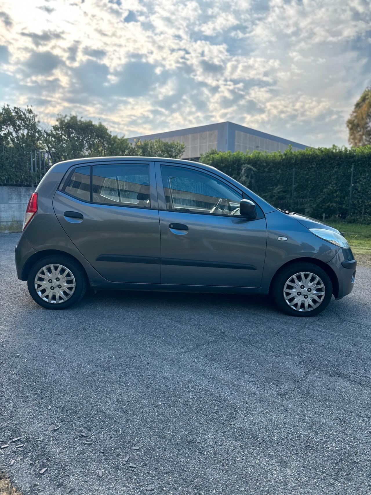 Hyundai i10 Active 49kw E4 Benz/GPL