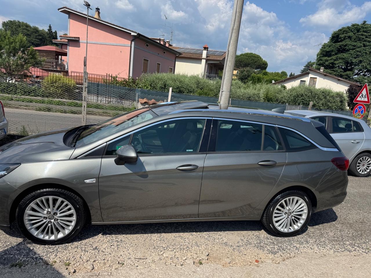 Opel Astra 1.6 CDTi 136CV aut. Sports Tourer Dynamic