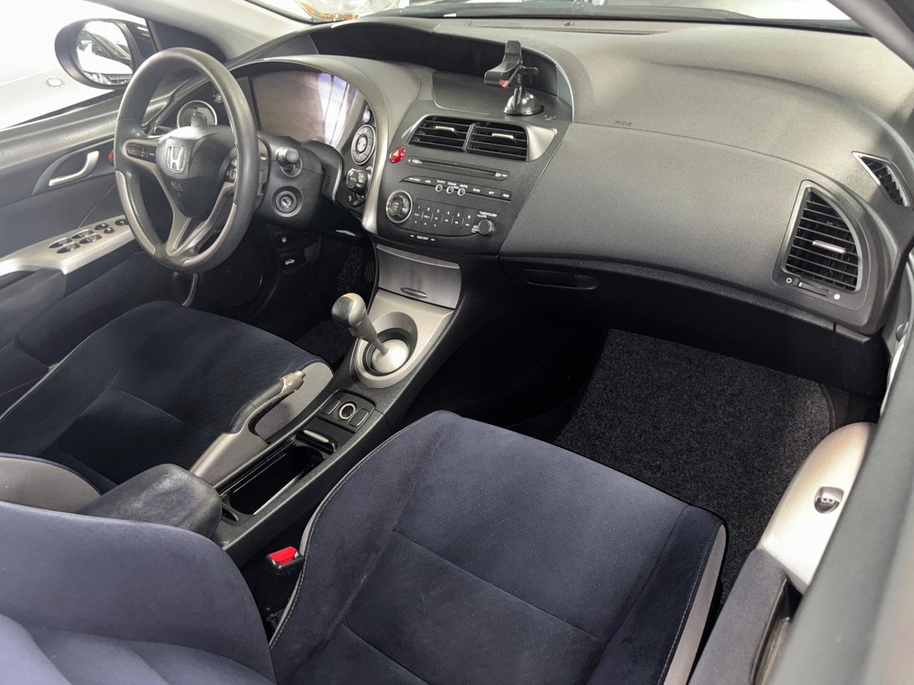 Honda Civic 2.2 i-CTDi