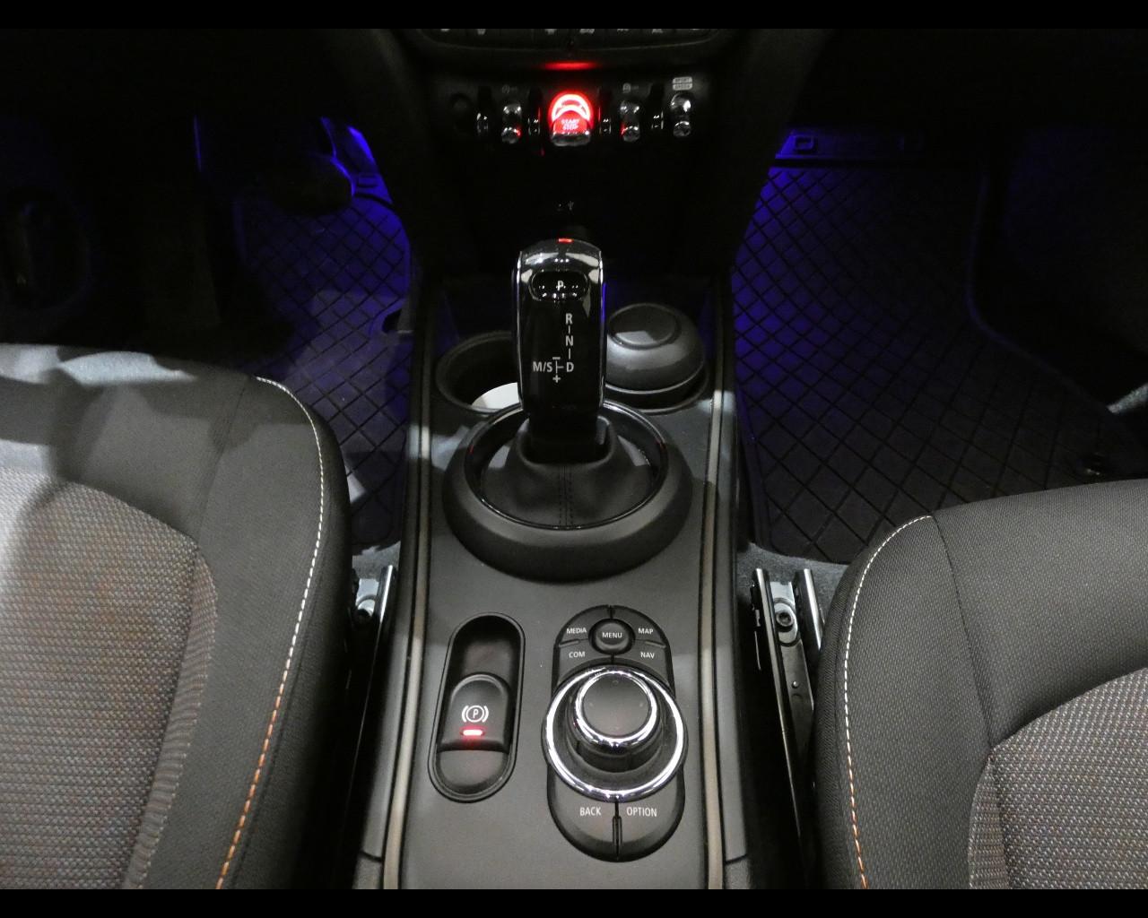 MINI Mini Countrym.(F60) - Mini 2.0 Cooper D Classic Countryman