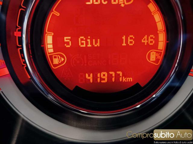 FIAT 500 1.0 Hybrid Red