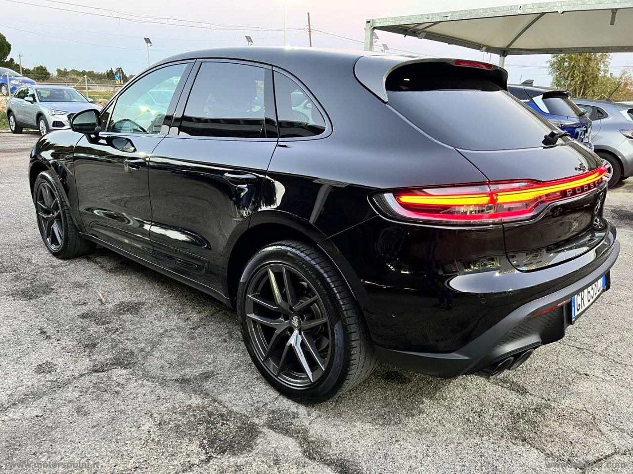 PORSCHE Macan 2.0 T