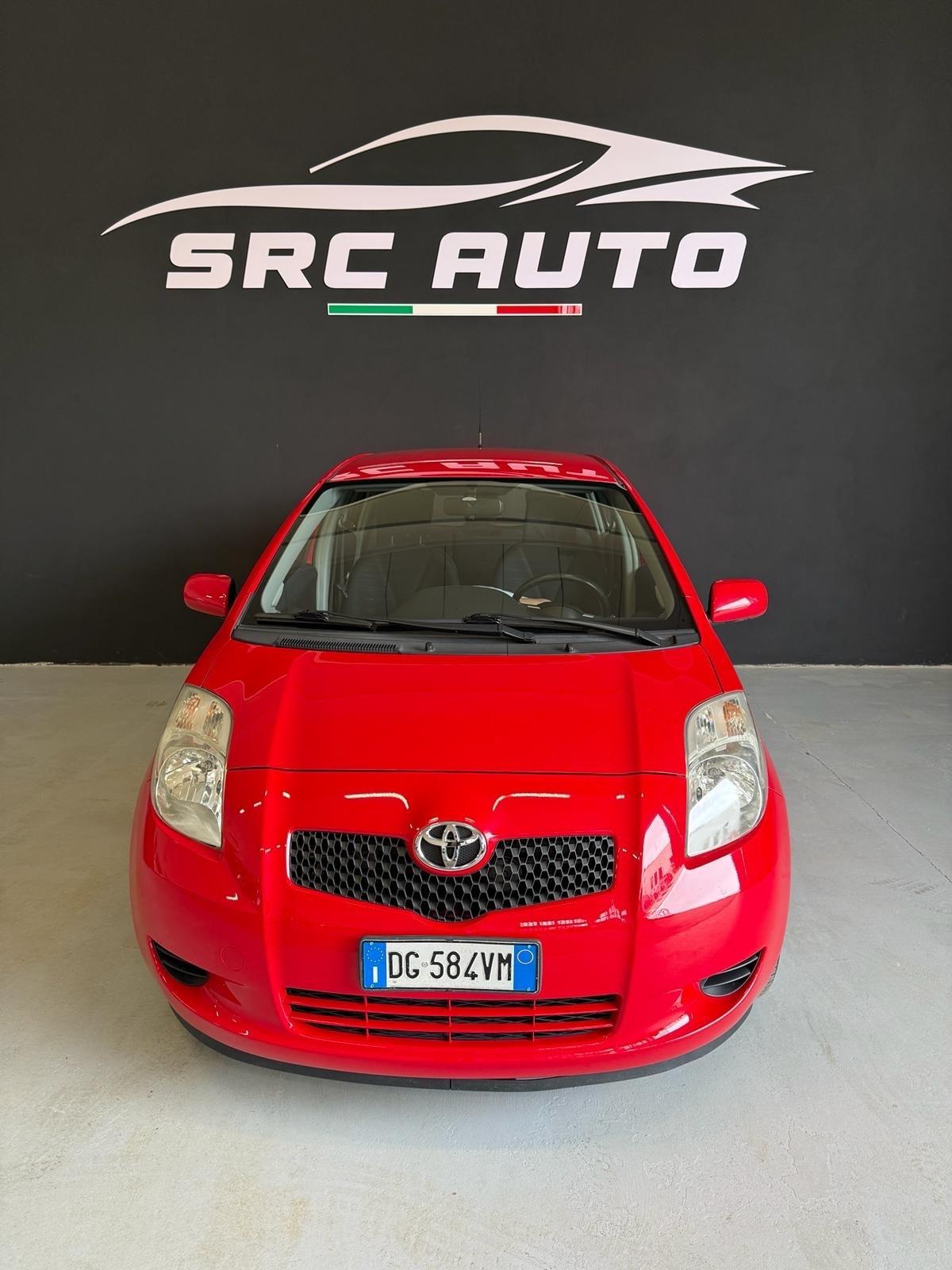 Toyota Yaris 1.0 5 porte Sol