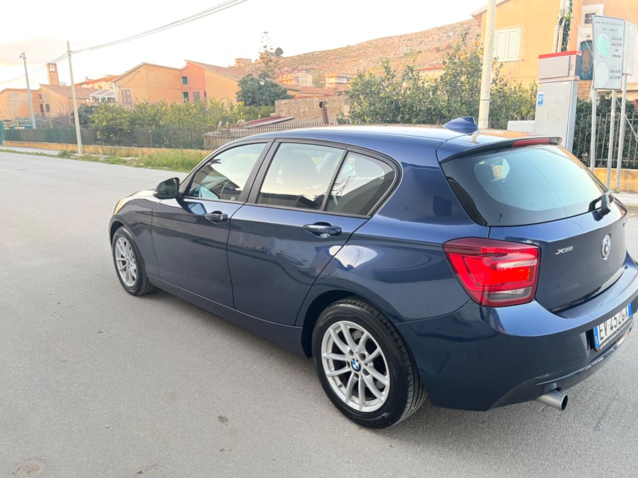 Bmw 120 120d xDrive 5p. Urban