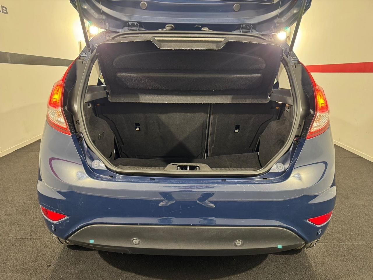 Ford Fiesta Plus 1.4 5 porte Bz.- GPL * NEOPATENTATI*