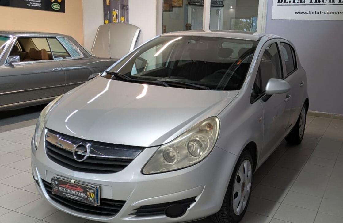 Opel Corsa 1.2 5 porte Cosmo