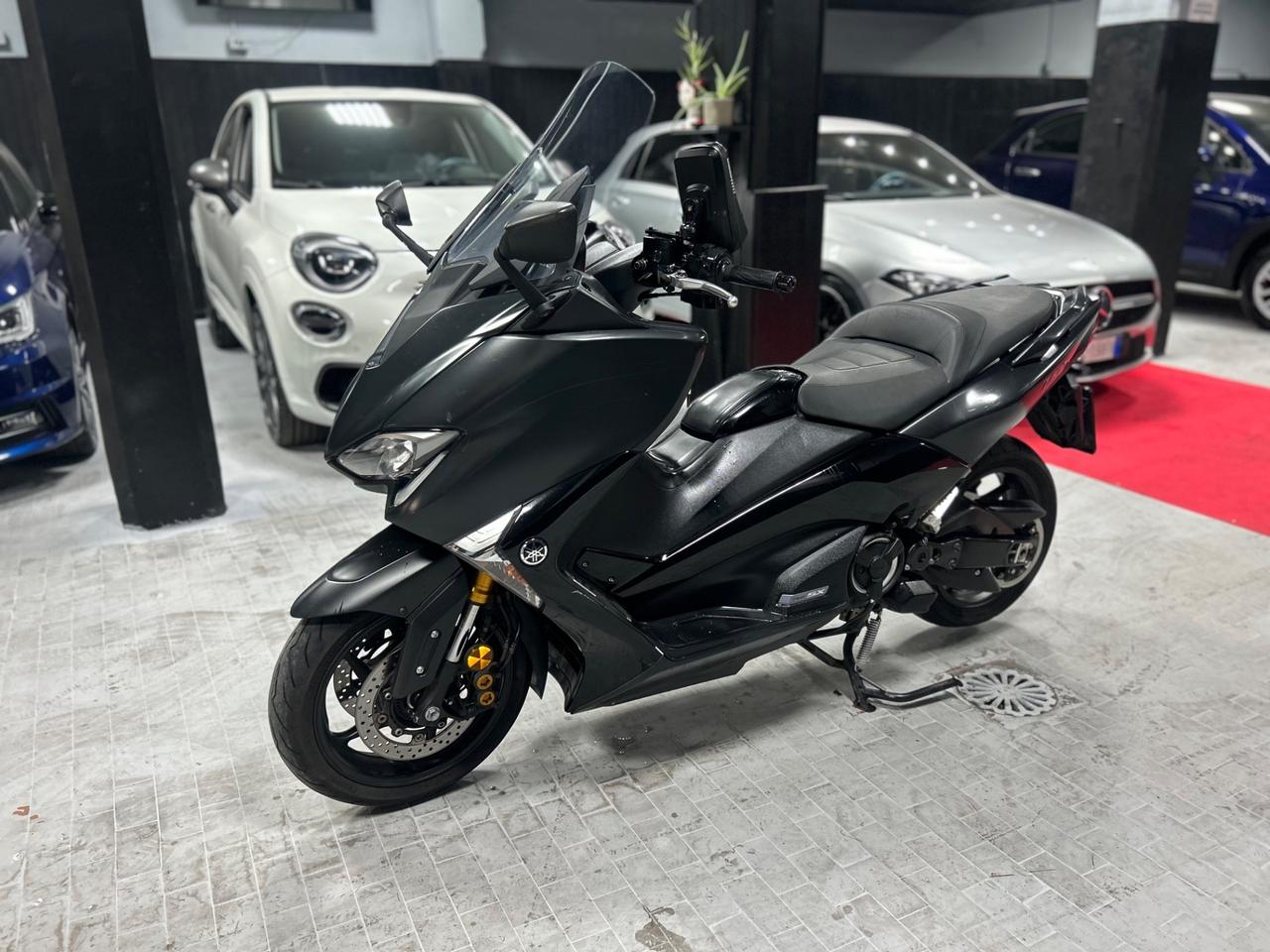 Yamaha T Max 530 SX