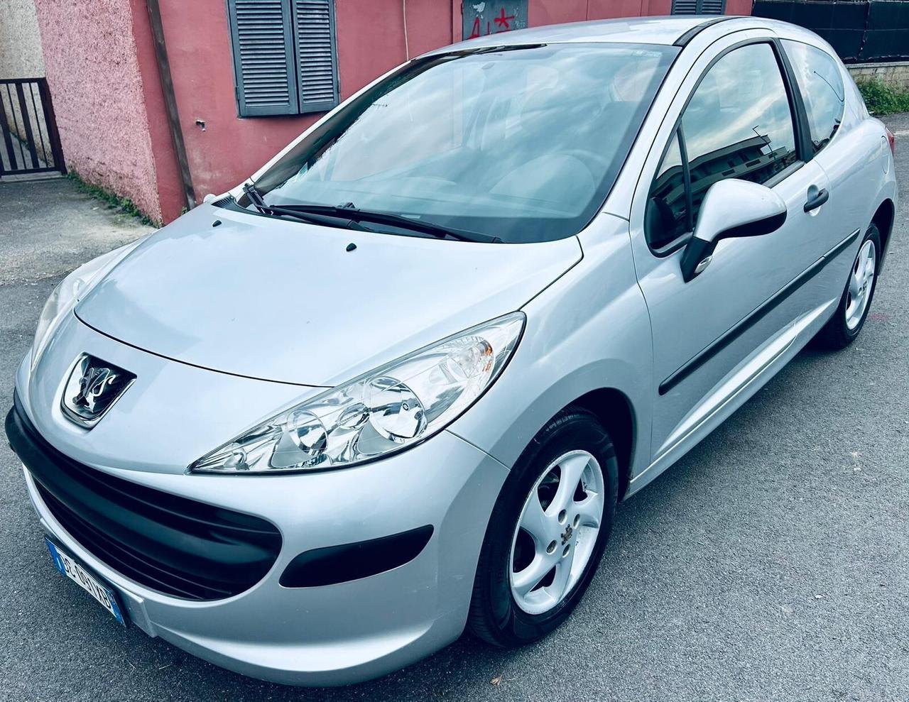 Peugeot 207 1.4 3p. XS !! Km90.000!!