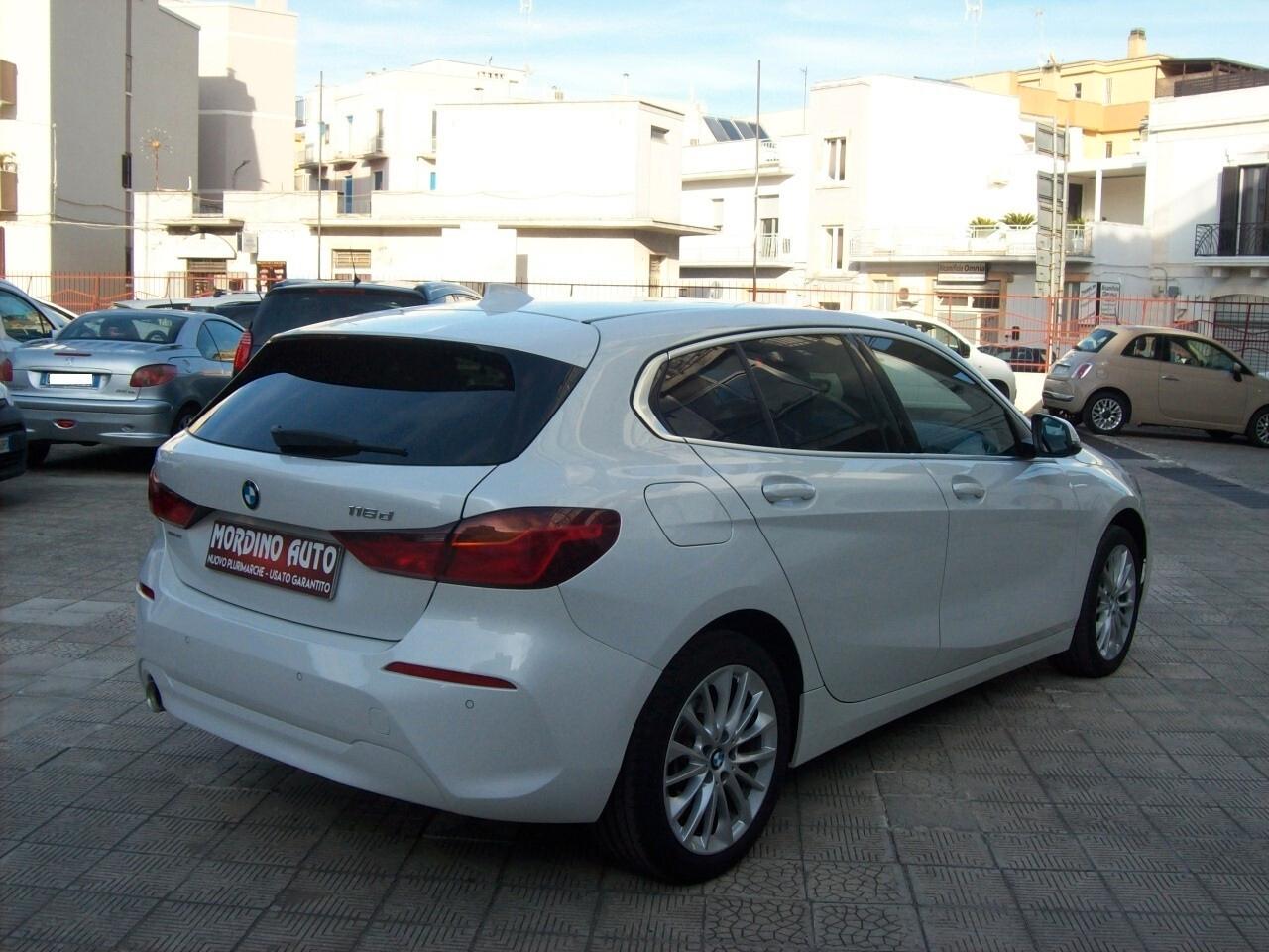 Bmw 116d 5p Steptronic Business Advantage