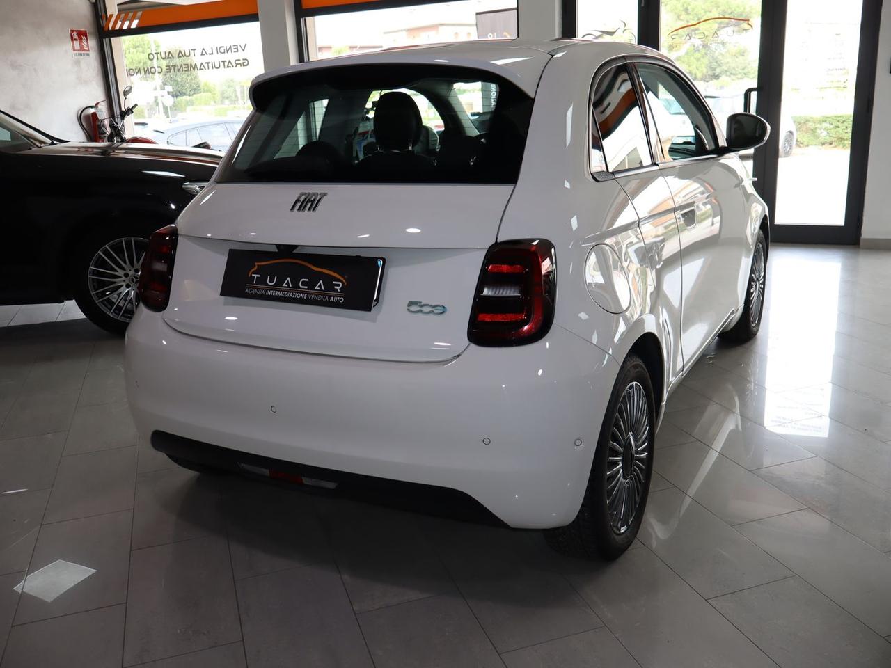 Fiat 500e Icon 500-e 3+1 #50386
