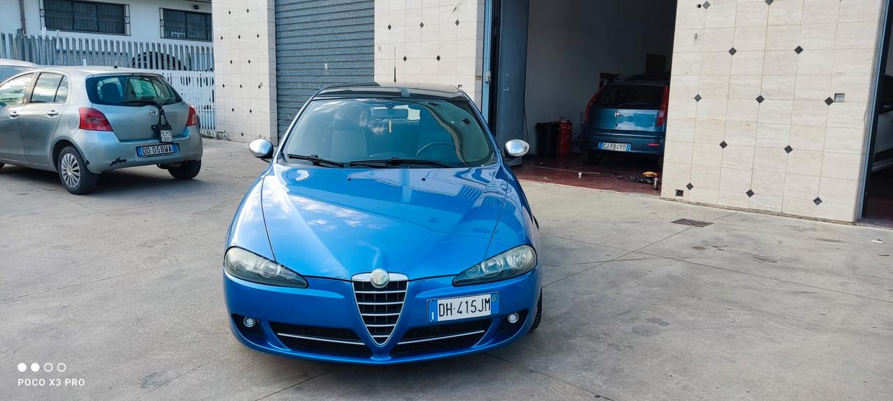 Alfa Romeo 147 1.6 16V TS (105) 3 porte Black Line