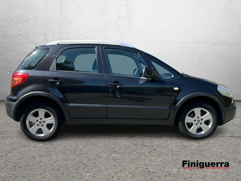 FIAT Sedici 1.9 MJT 4x4 Dynamic