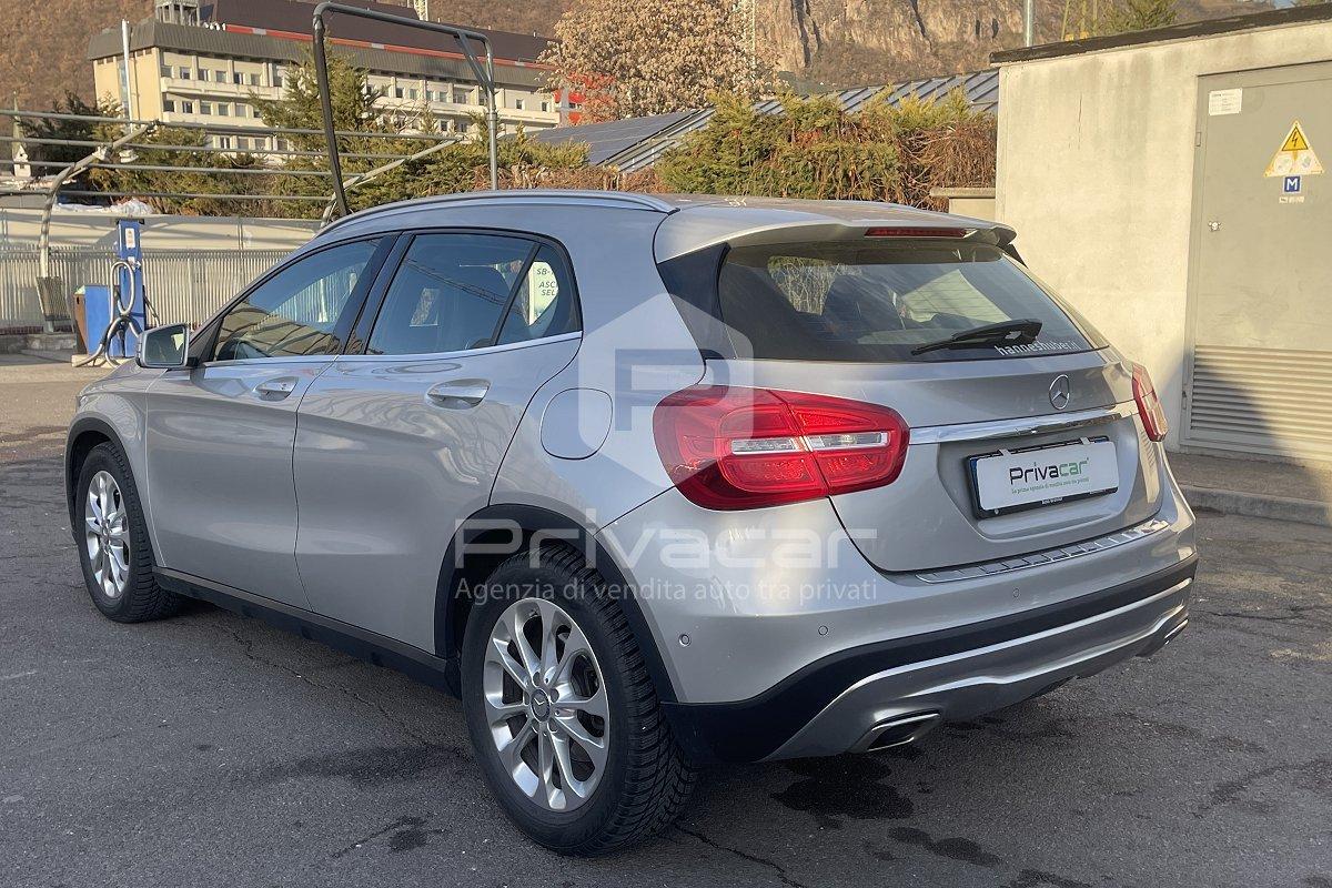 MERCEDES GLA 200 d Automatic 4Matic Premium