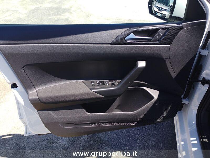 Volkswagen Polo VI 2022 1.0 tsi Life 95cv