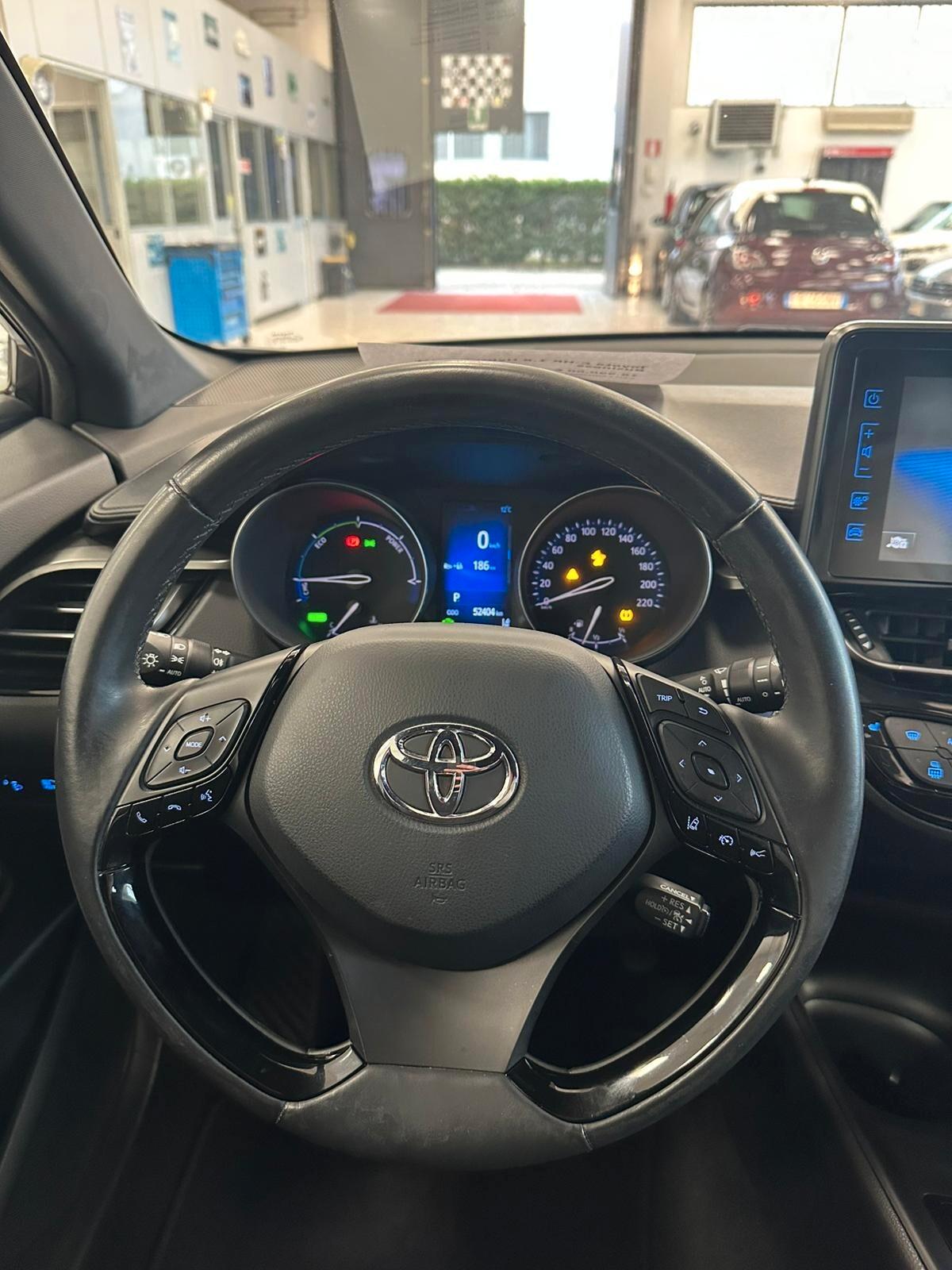 Toyota C-HR 1.8 Hybrid E-CVT Business