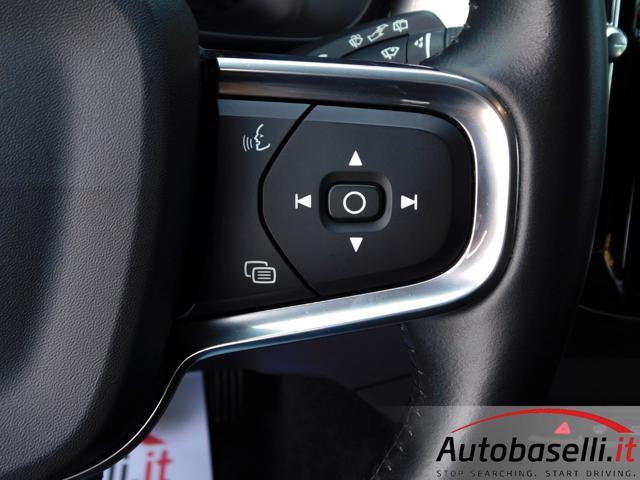 VOLVO XC40 2.0T4 190CV GEARTRONIC MOMENTUM AUTOMATICA