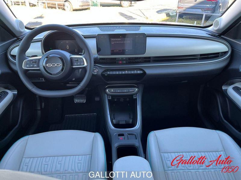 FIAT 600 1.2 Hybrid 110cv La Prima II