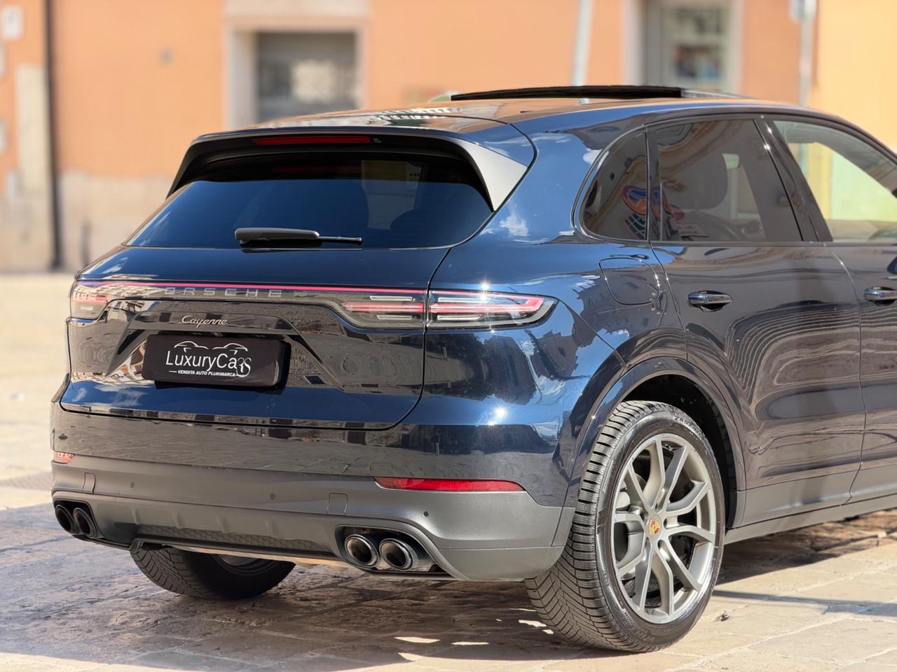 Porsche Cayenne 3.0 V6 340 CV PDK PLATINUM EDITION TETTO VENTILATI