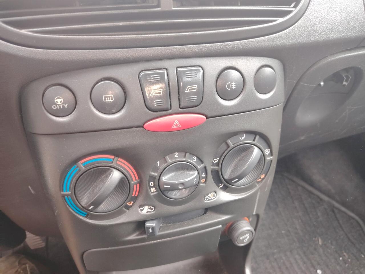 Fiat Punto 1.2 5 porte Active Natural Power