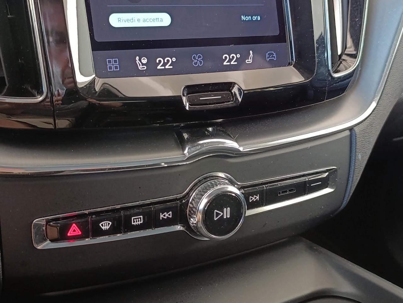 Volvo XC60 2.0 b4 Core awd auto