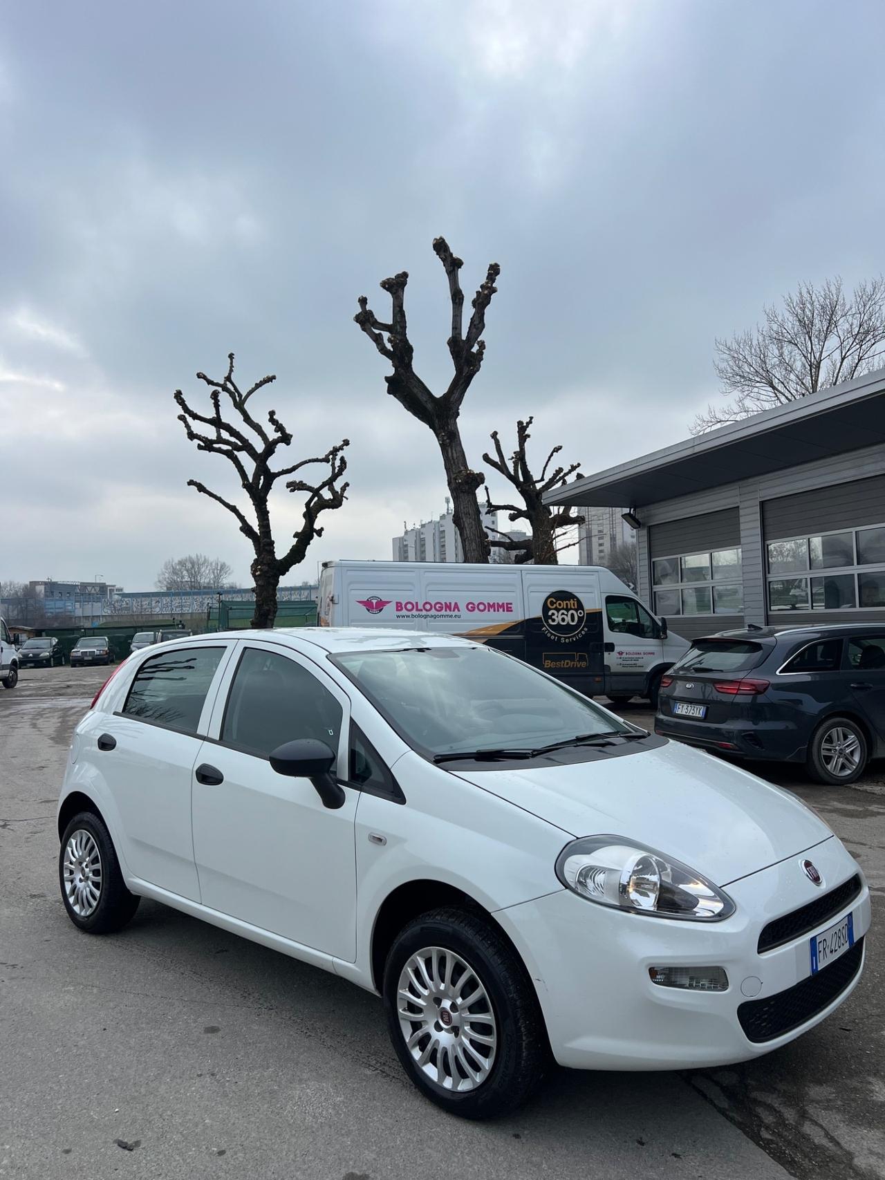 Fiat Punto 1.4 8V 5 porte Natural Power Street