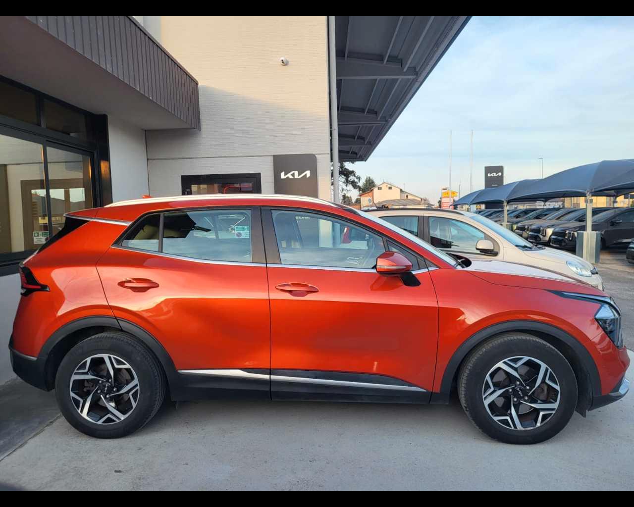 KIA Sportage 1.6 mhev Business