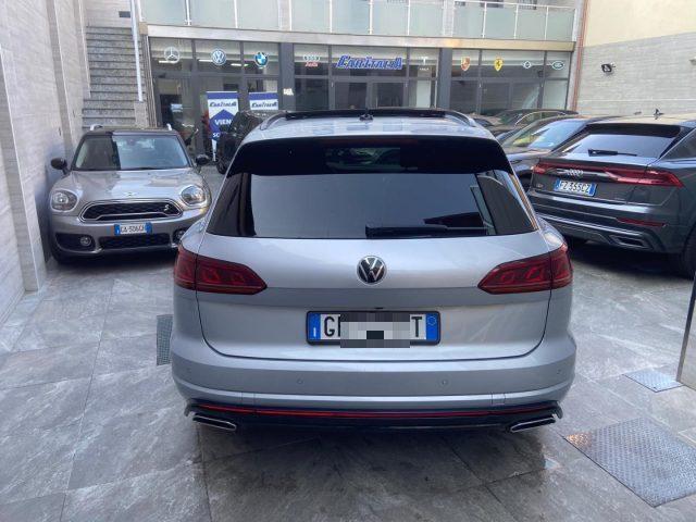 VOLKSWAGEN Touareg 3.0 V6 TDI Elegance R-line TETTO PANORAMICO