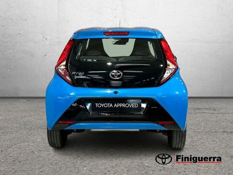 Toyota Aygo Aygo Connect 1.0 VVT-i 72 CV 5 porte x-play