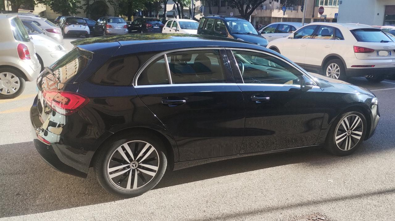 Mercedes-benz A 180 d Automatic Business