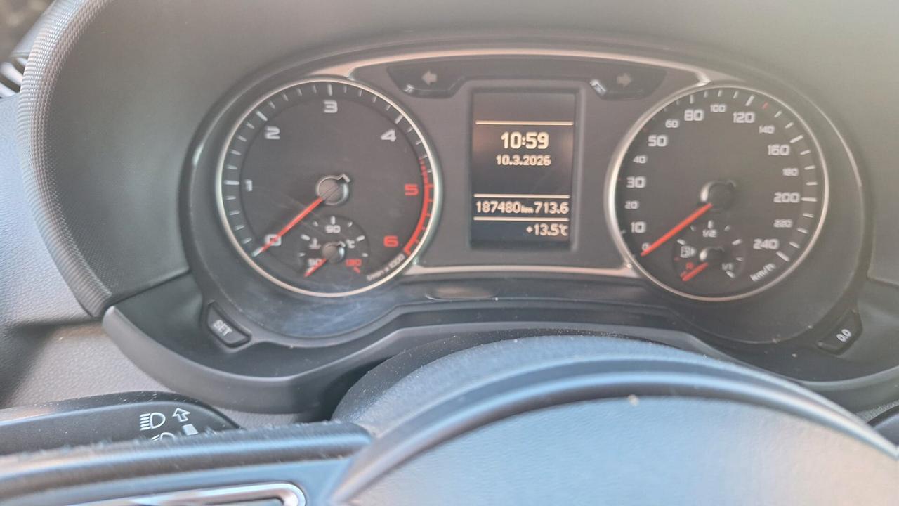 Audi A1 SPB 1.6 TDI Admired