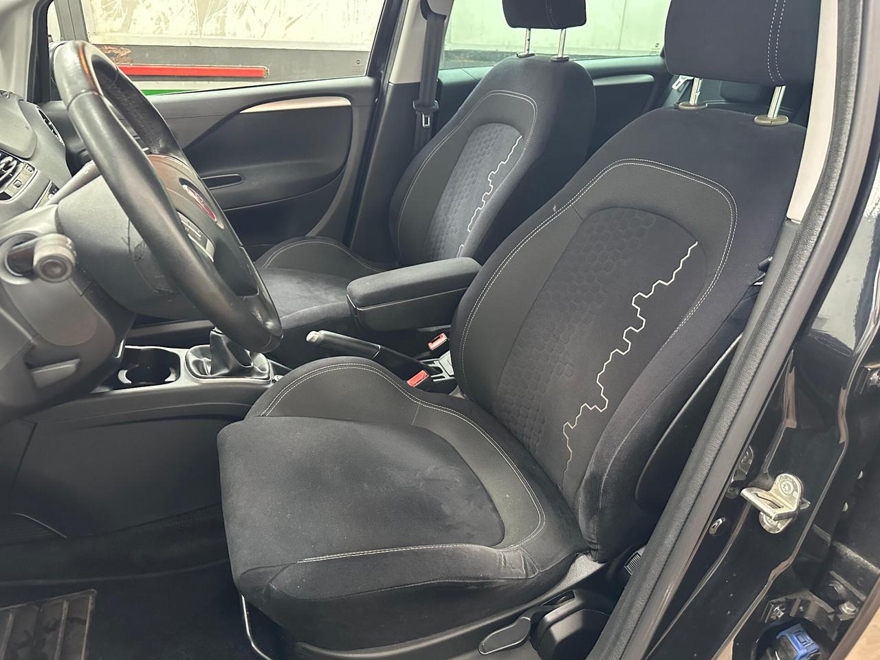 Fiat Punto 0.9 105 CV Lounge NEOPATENTATI