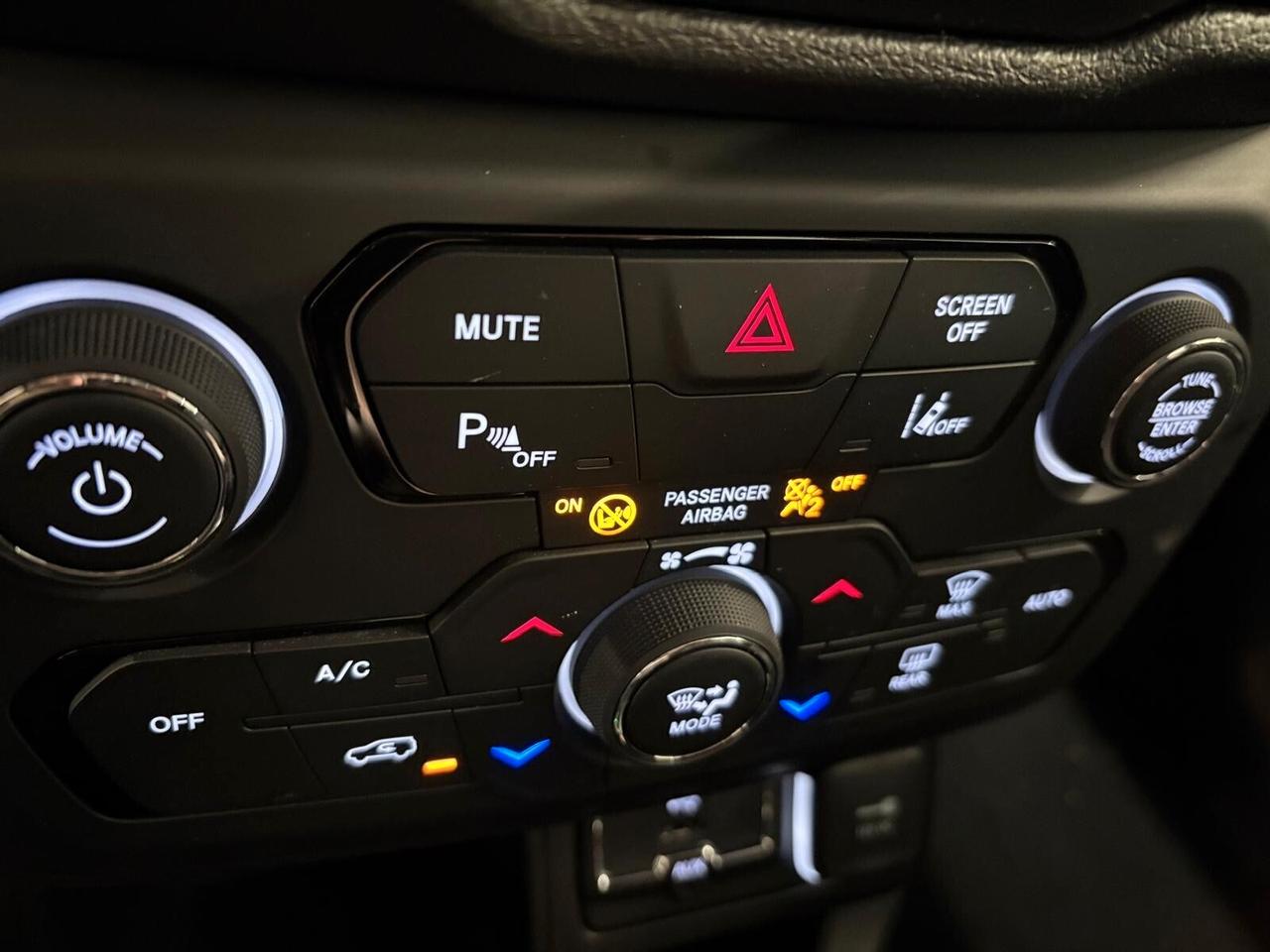 Jeep Renegade LIMITED 1.5 T4 Hybrid MHEV Aut. SPOTICAR