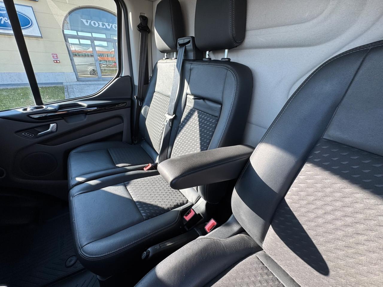 Ford Transit Custom Van Sport 2.0TDCi 185CV Autom. L1H1