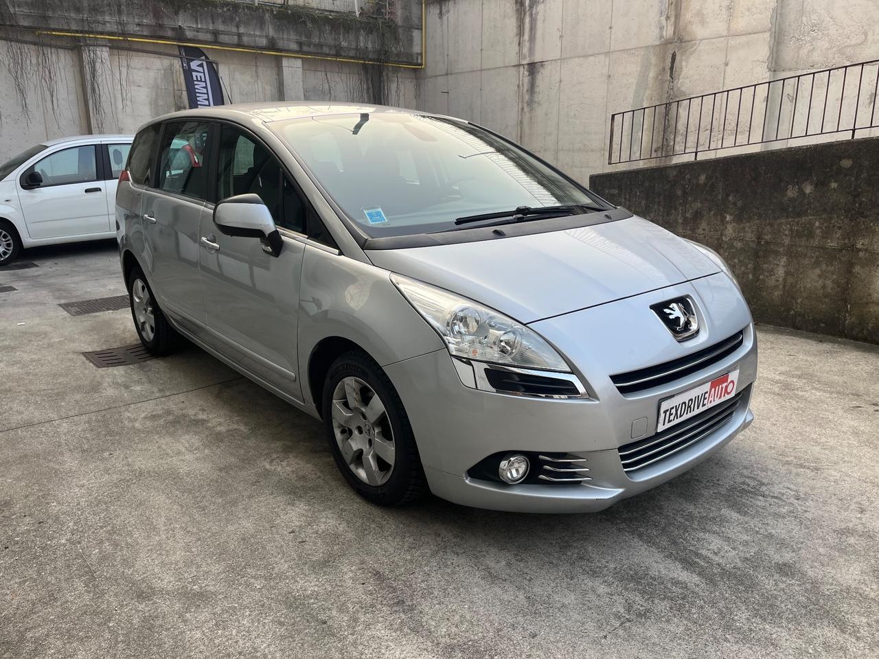 Peugeot 5008 1.6 HDi 112CV Business