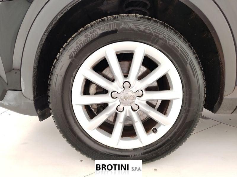 Audi Q3 2.0 TDI 120cv Business