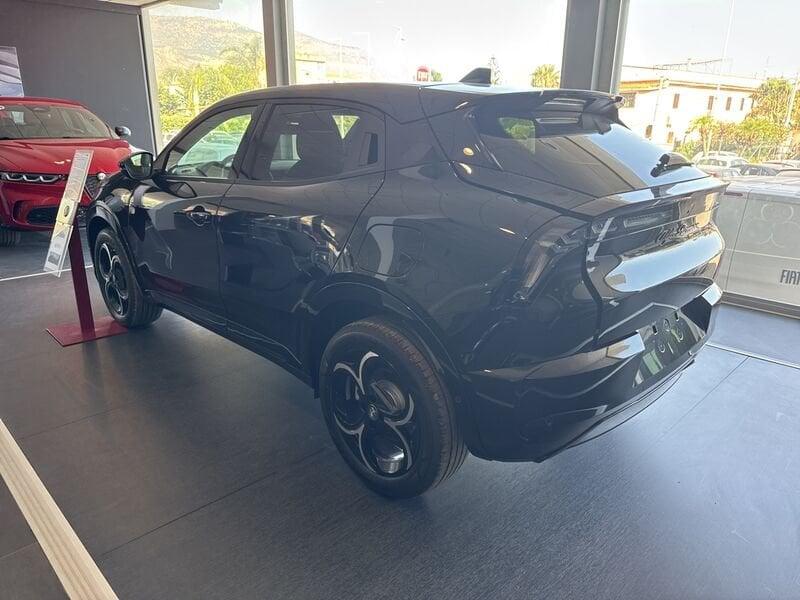 Alfa Romeo Junior 1.2 136 CV Hybrid eDCT6