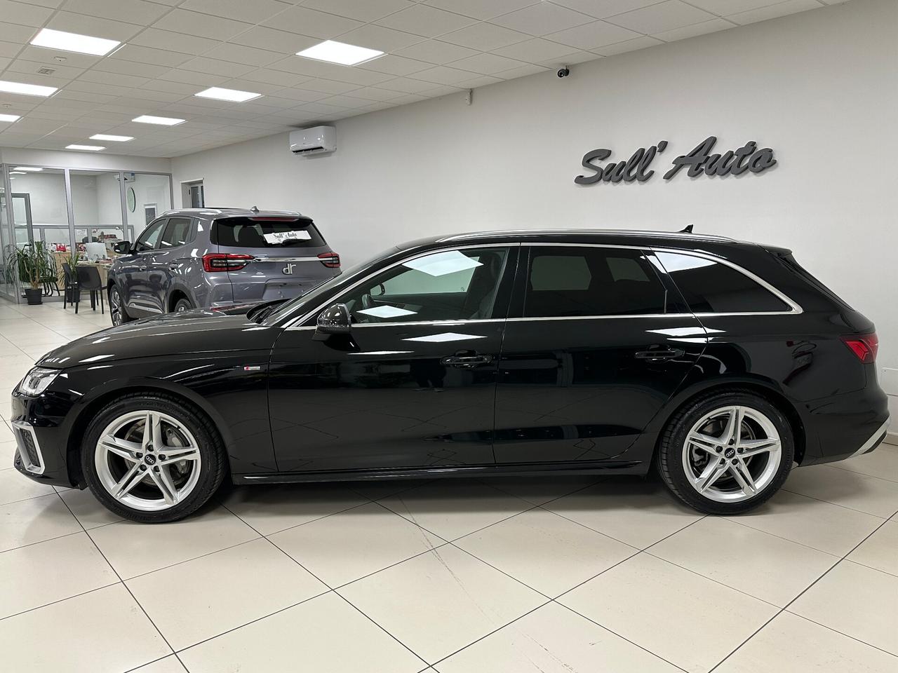 Audi A4 Avant 40 TDI quattro 204CV S tronic S-line edition 2024