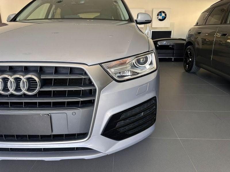 Audi Q3 2.0 tdi Sport 120cv