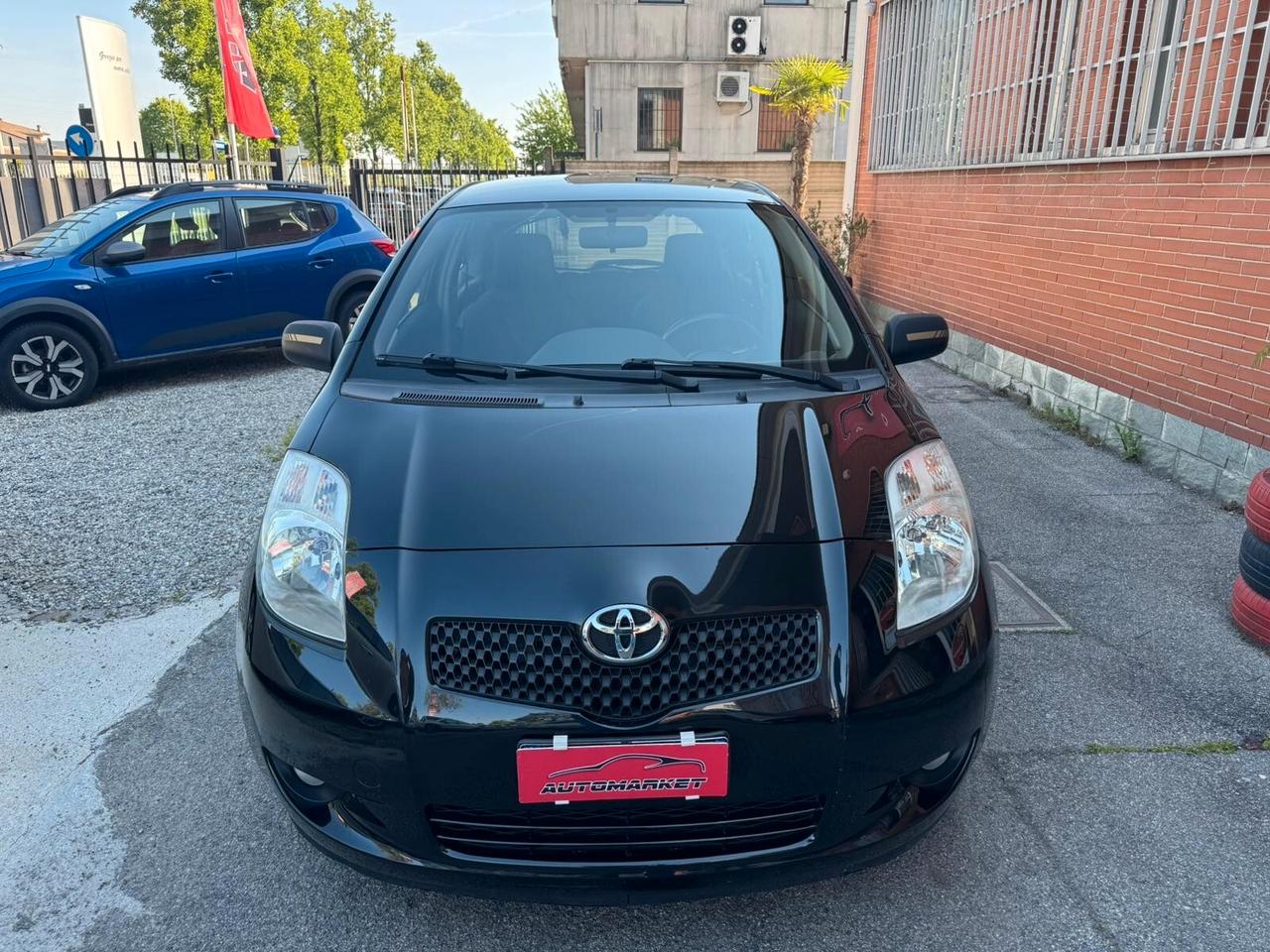 Toyota Yaris 1.0 69CV 3 porte Sol