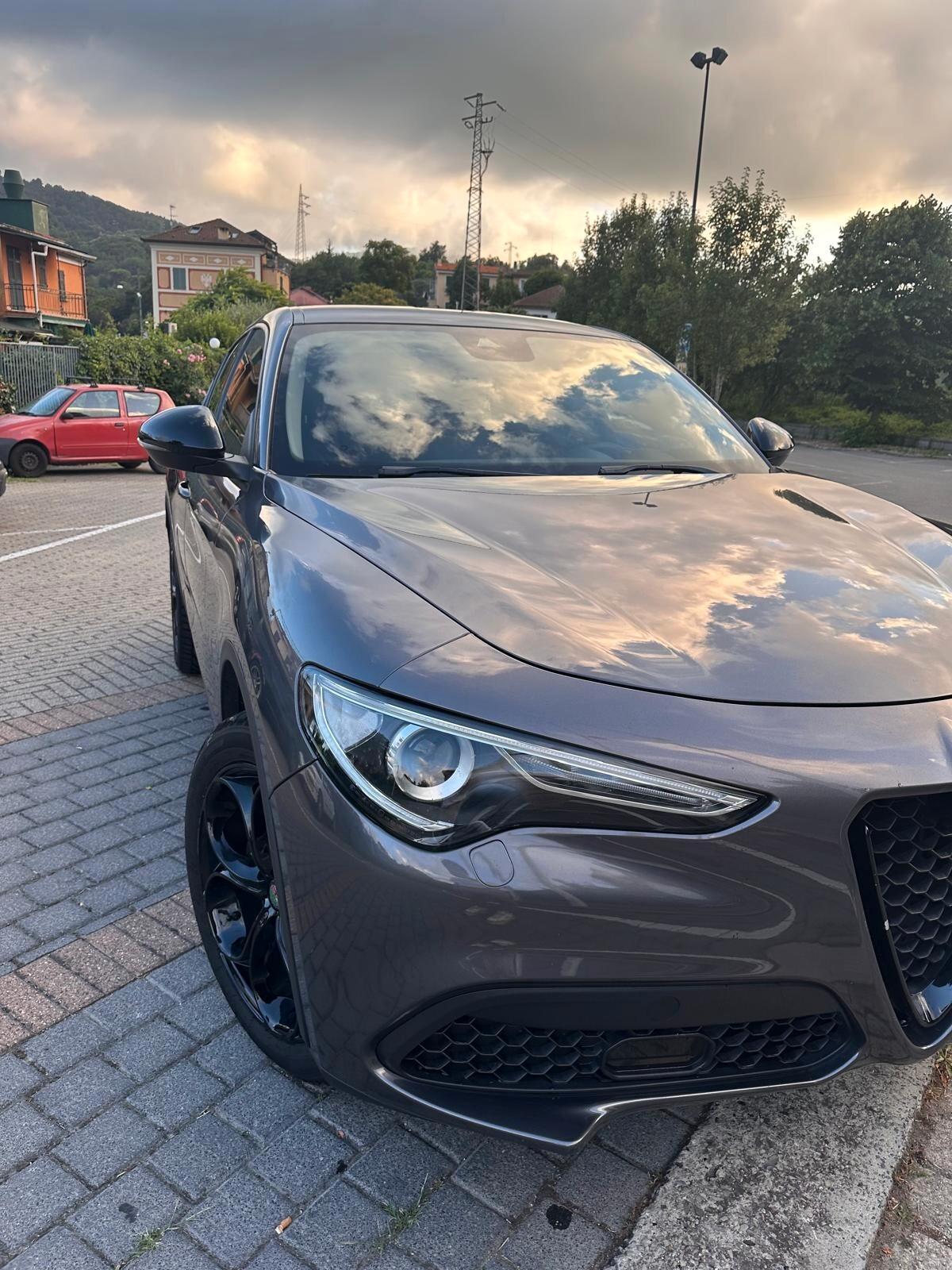 Alfa Romeo Stelvio 2.2 Turbodiesel 210 CV AT8 Q4 Veloce