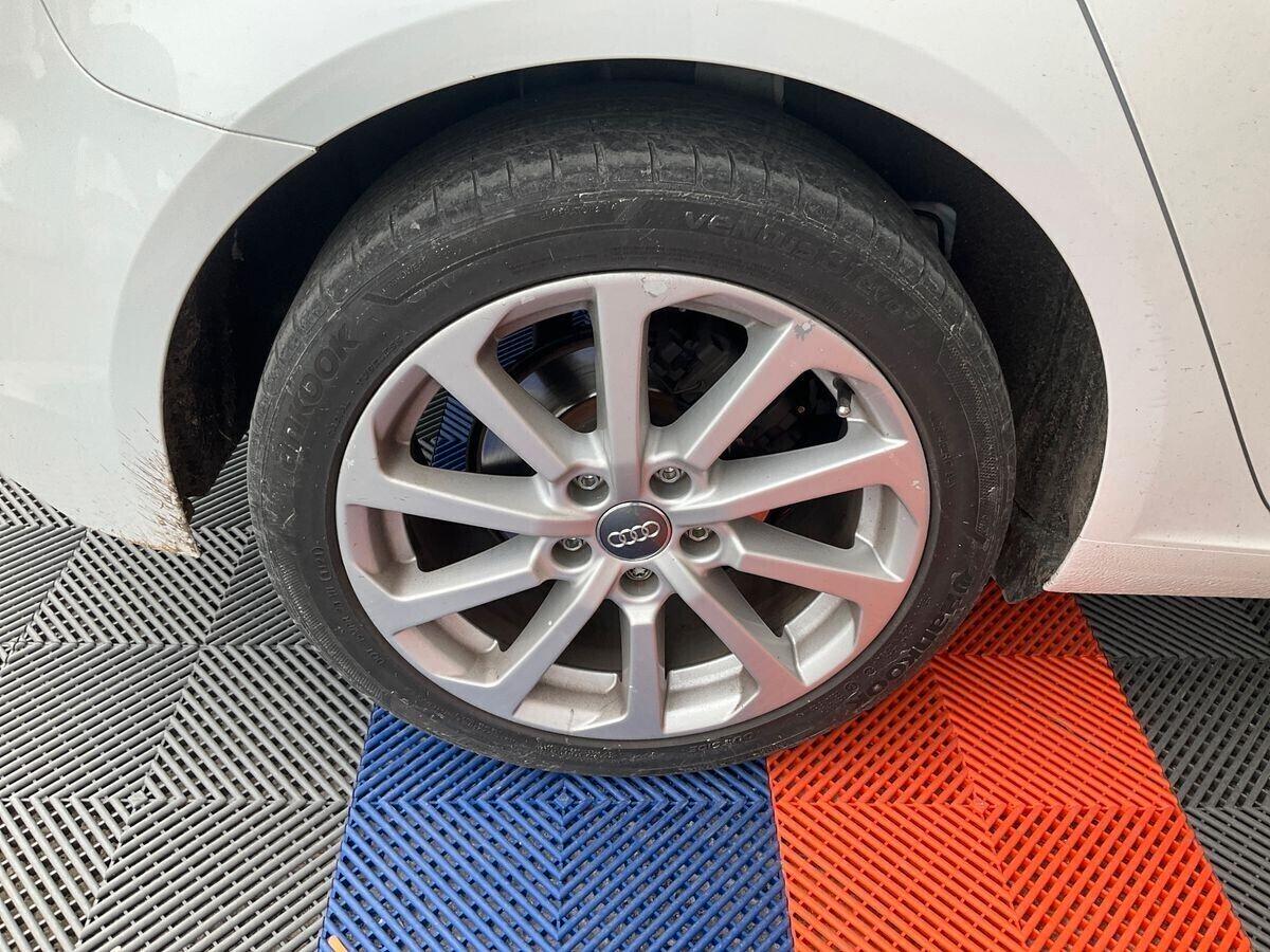 Audi A3 SPB 1.6 TDI S tronic Design