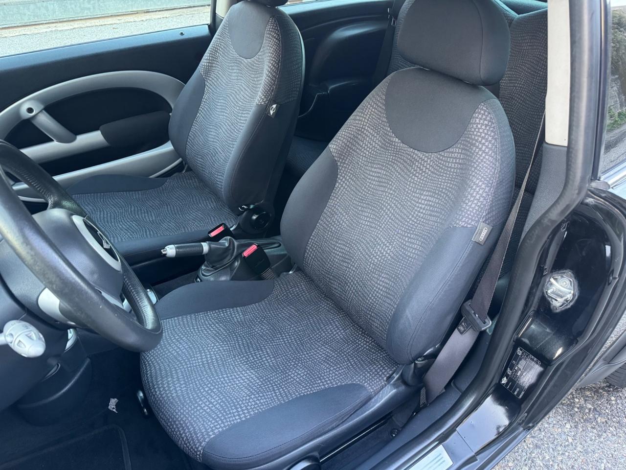 Mini cooper idonea ai neopatentati gomme e frizione nuove