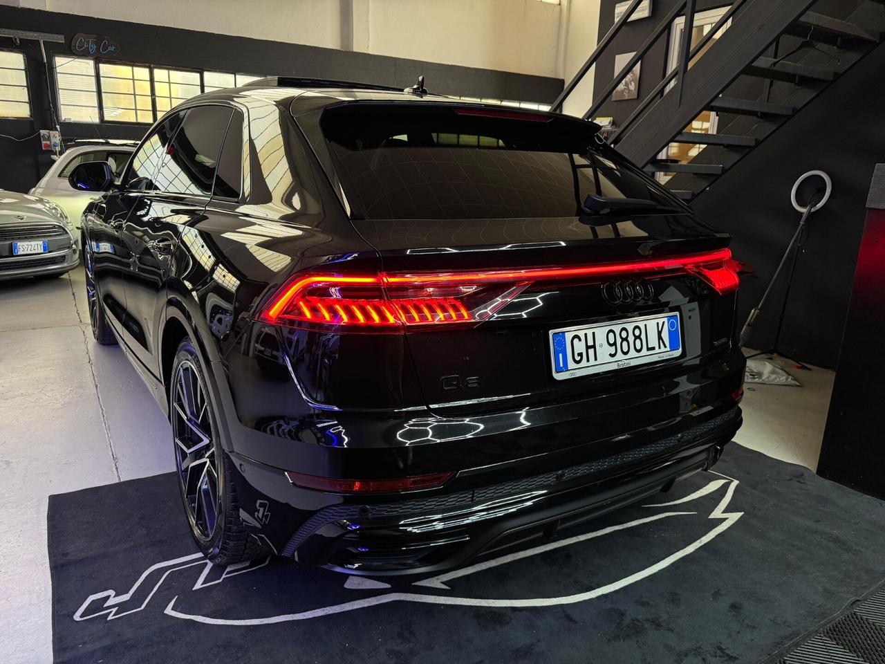 Audi Q8 50 TDI 286 CV quattro tiptronic S line
