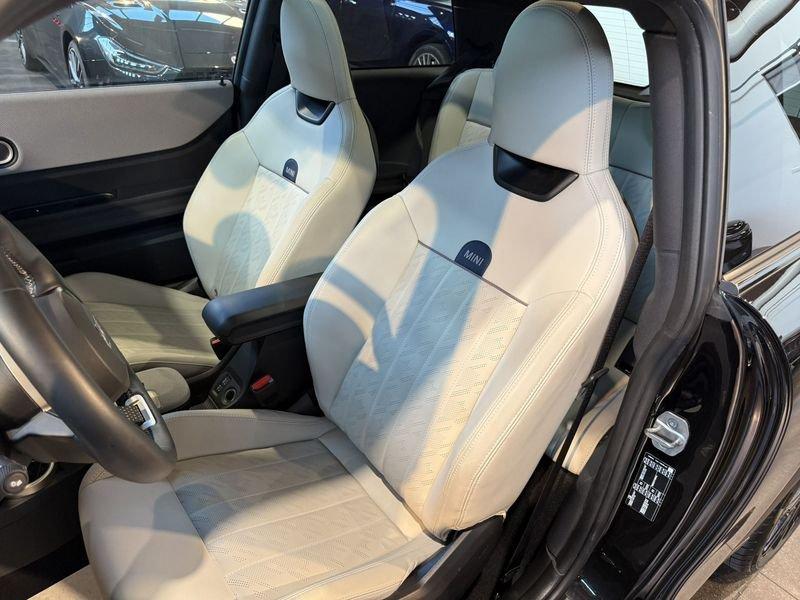 MINI Cooper Mini Cooper S Favoured