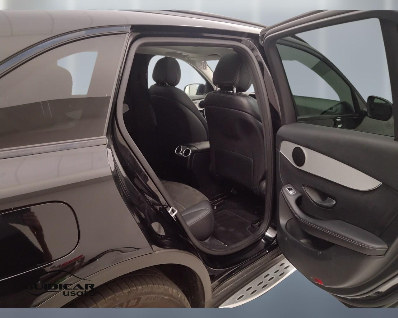 Mercedes-Benz GLC - X253 2019 - GLC 220 d Night edition 4matic auto